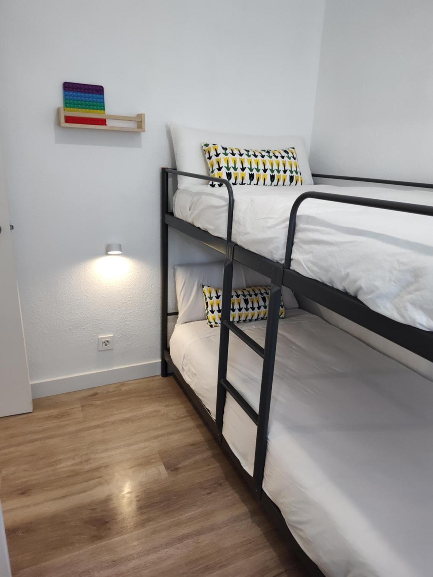 Apartamento Entero Con Desayuno Incluido Y Parking Gratuito, A 3 Km De Playa Con Aire Acondicionado 무스키츠 외부 사진