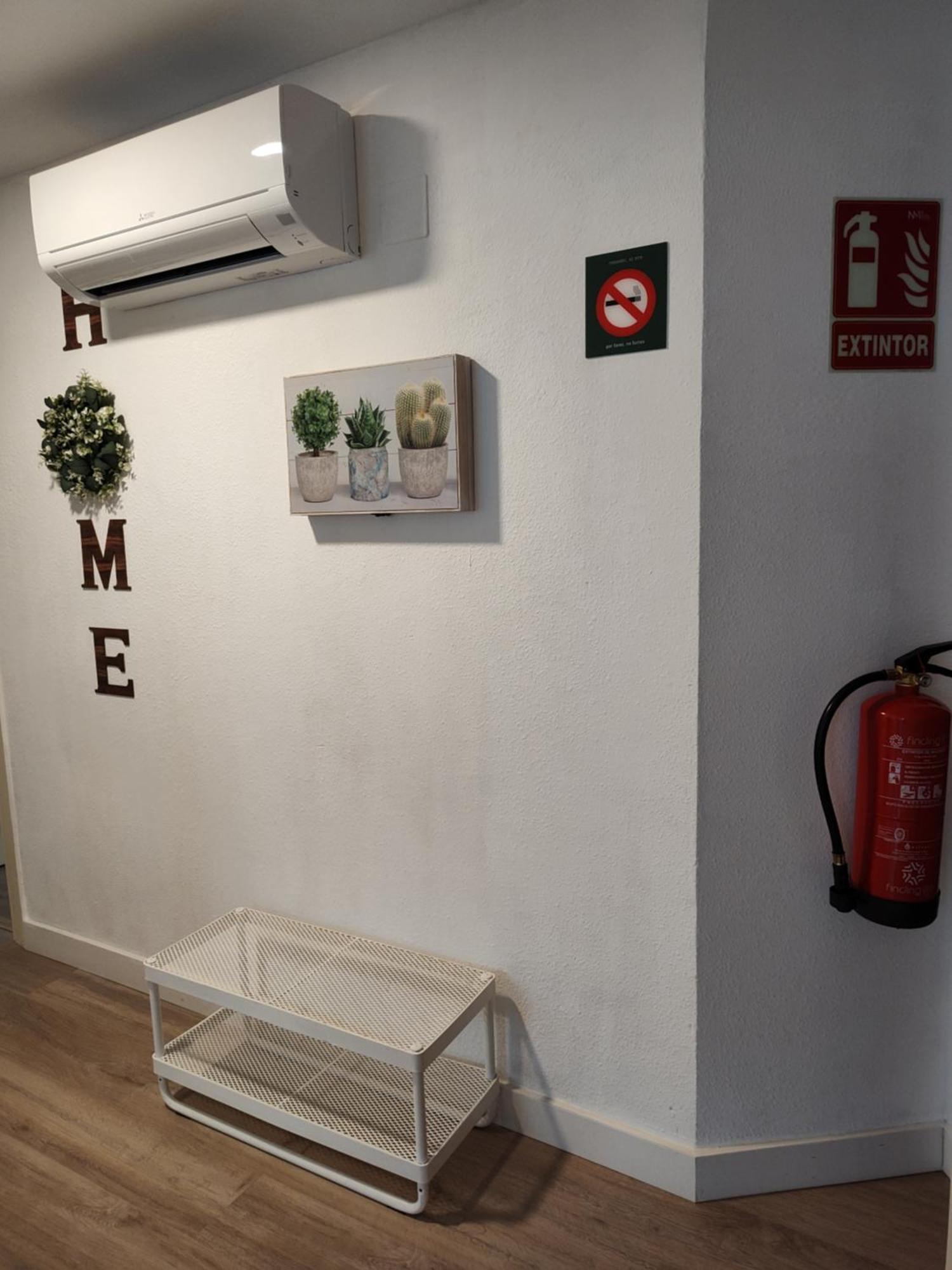 Apartamento Entero Con Desayuno Incluido Y Parking Gratuito, A 3 Km De Playa Con Aire Acondicionado 무스키츠 외부 사진