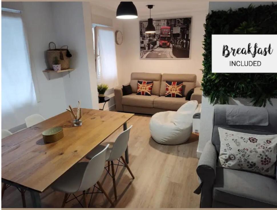Apartamento Entero Con Desayuno Incluido Y Parking Gratuito, A 3 Km De Playa Con Aire Acondicionado 무스키츠 외부 사진